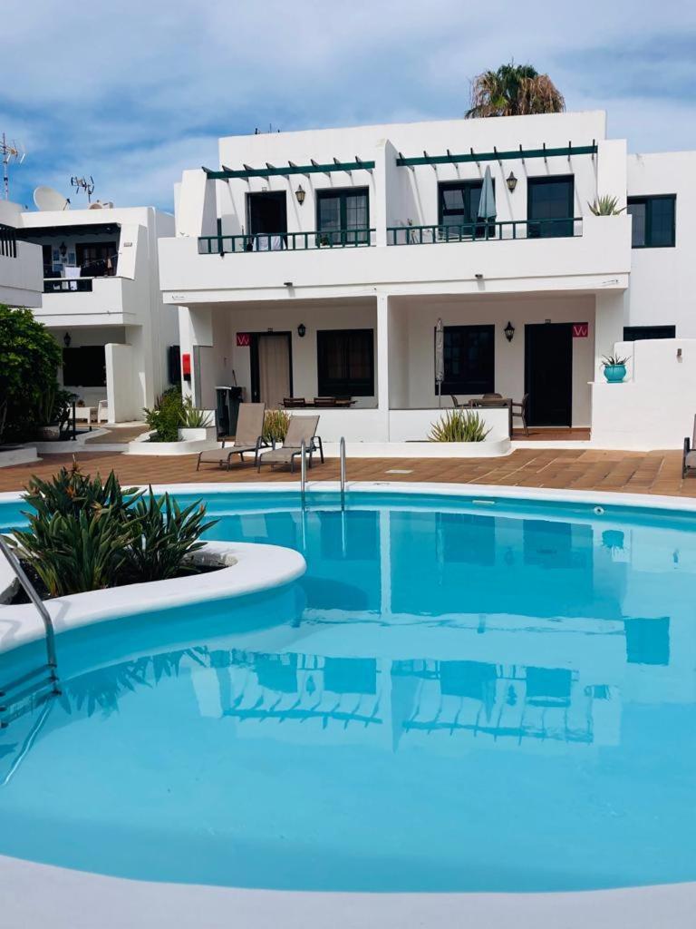Apartamento Aqua Clara ปูแอร์โตเดลคาร์เมน ภายนอก รูปภาพ